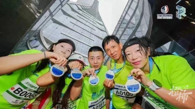 几分钟？橙柿请你挑战自我爱游戏app爬60层楼要(图1)
